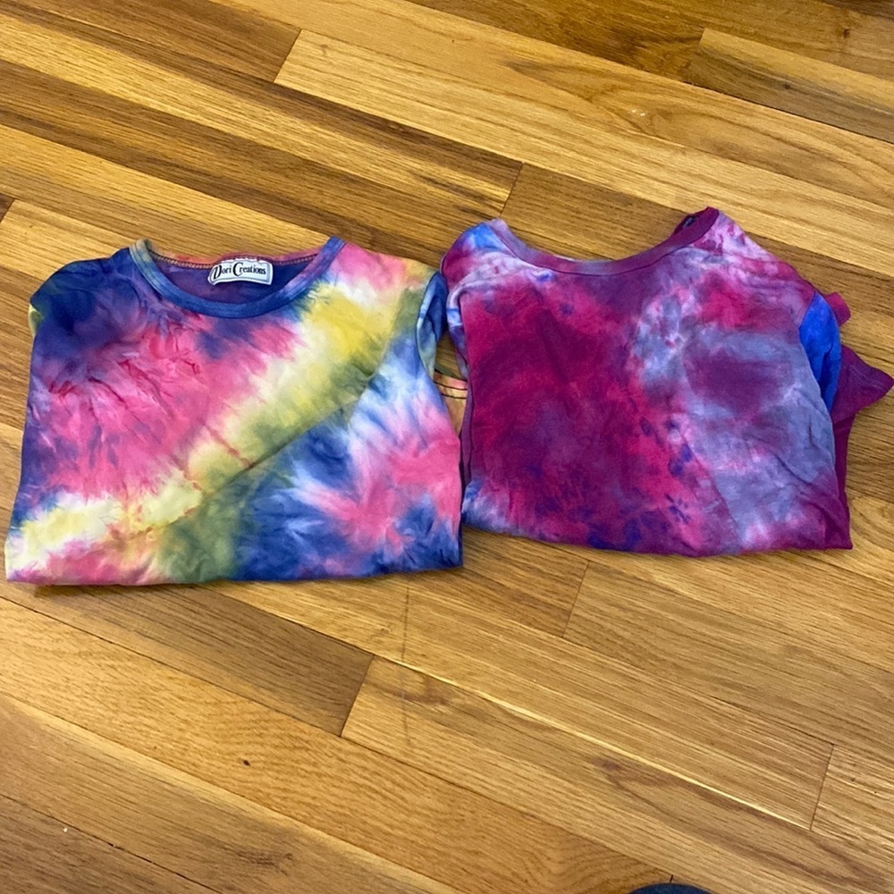 Bundle of Girl’s Tie Dye Long Sleeve T Shirts Size M